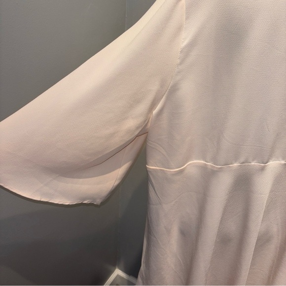 NWT Melissa McCarthy Seven7 Plus Bell Sleeve Sheer Tunic Blouse Soft Pink 1X - Picture 3 of 10